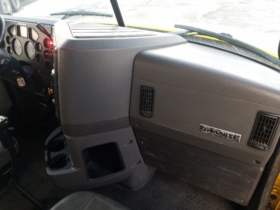 Crane Truck-Specialized Equipment-Mack-2017-GU813-Clearfield-PA-159,798\n\t\tmiles-$ 114,250 - Image 17