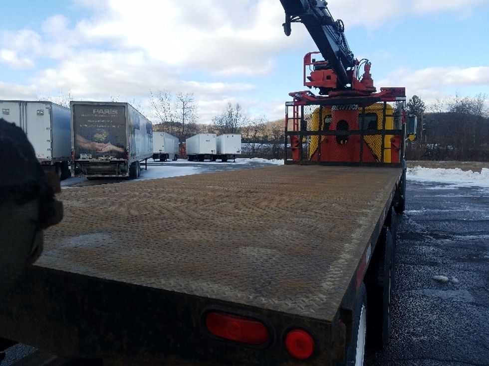 Crane Truck-Specialized Equipment-Mack-2017-GU813-Clearfield-PA-159,798\n\t\tmiles-$ 114,250 - Image 8