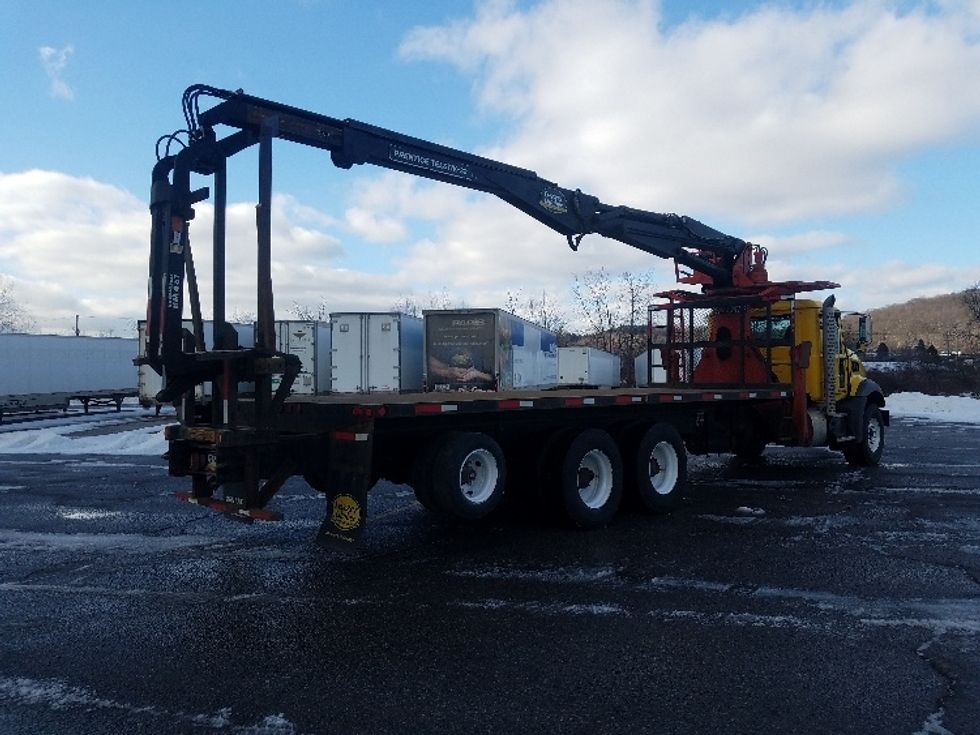 Crane Truck-Specialized Equipment-Mack-2017-GU813-Clearfield-PA-159,798\n\t\tmiles-$ 114,250 - Image 9