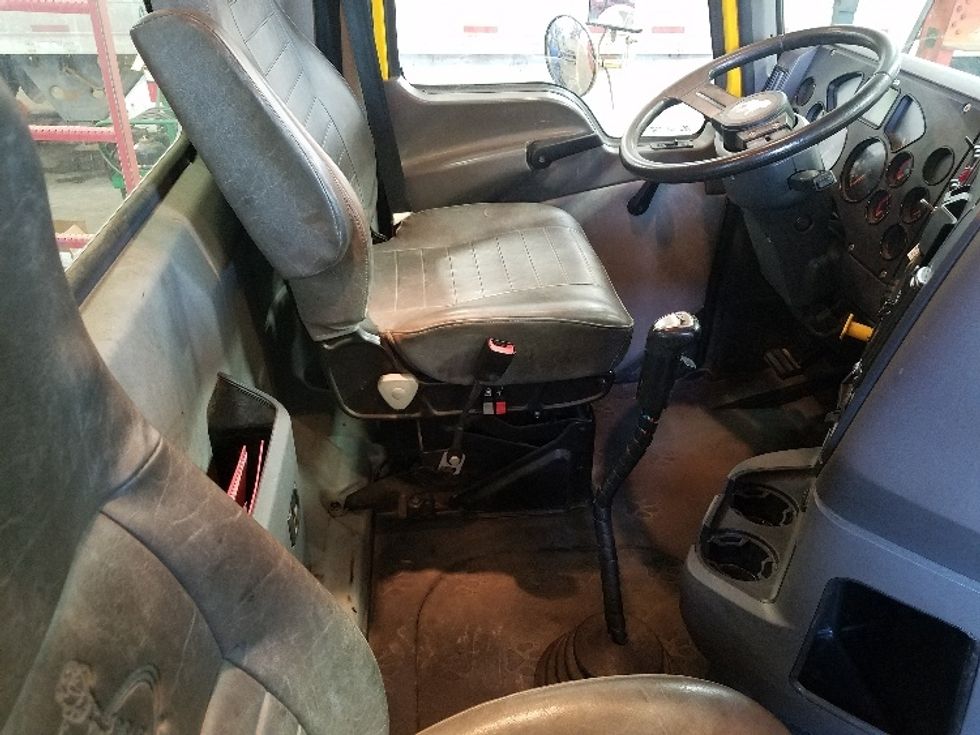 Crane Truck-Specialized Equipment-Mack-2018-GU813-Clearfield-PA-81,960\n\t\tmiles-$ 119,250 - Image 17