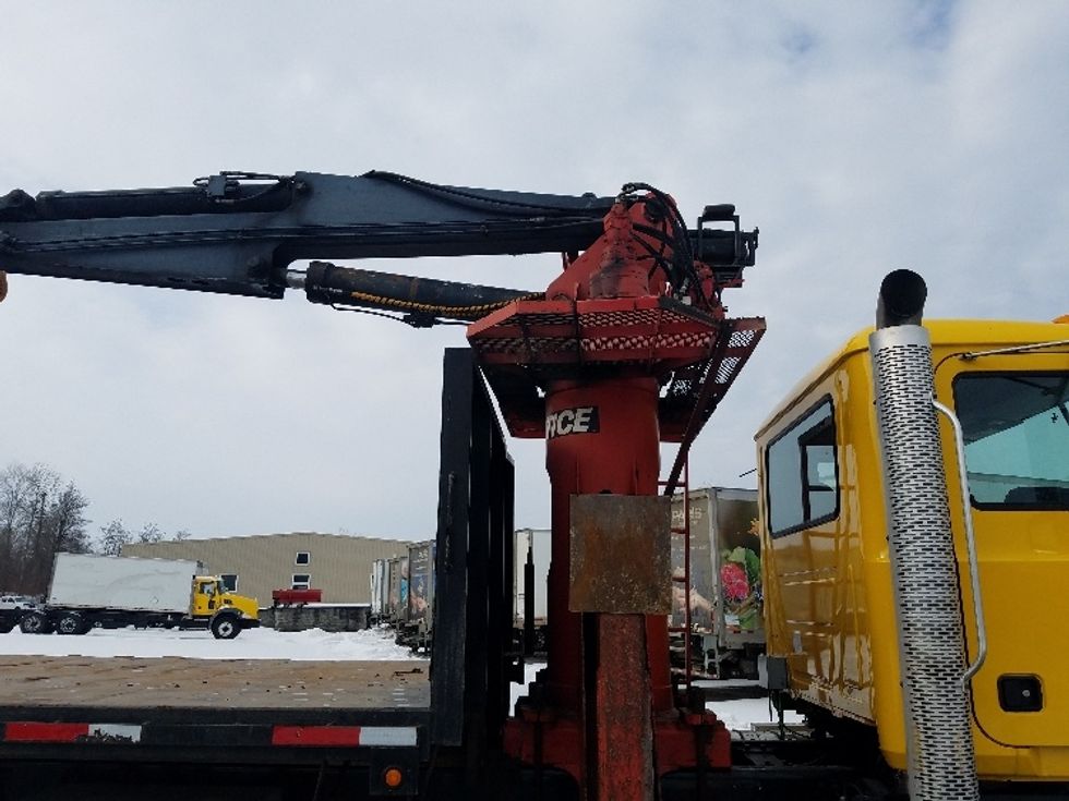 Crane Truck-Specialized Equipment-Mack-2018-GU813-Clearfield-PA-81,960\n\t\tmiles-$ 119,250 - Image 21