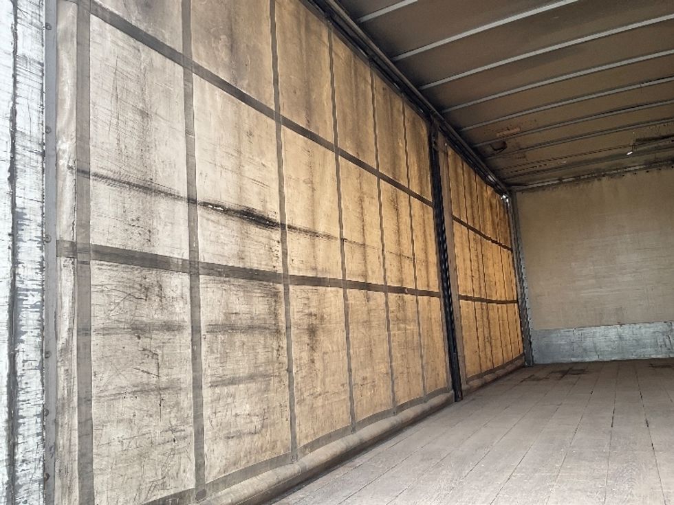 Curtain Side-Light and Medium Duty Trucks-Freightliner-2015-M211264S-Kansas City-MO-453,536\n\t\tmiles-$ 41,000 - Image 10