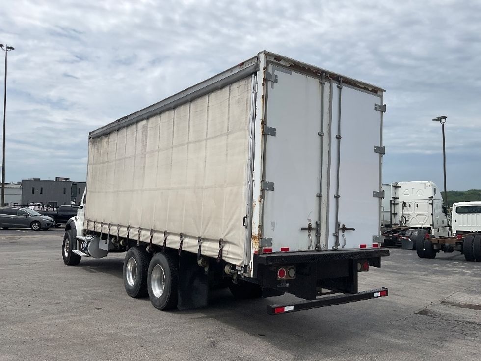 Curtain Side-Light and Medium Duty Trucks-Freightliner-2015-M211264S-Kansas City-MO-453,536\n\t\tmiles-$ 41,000 - Image 6