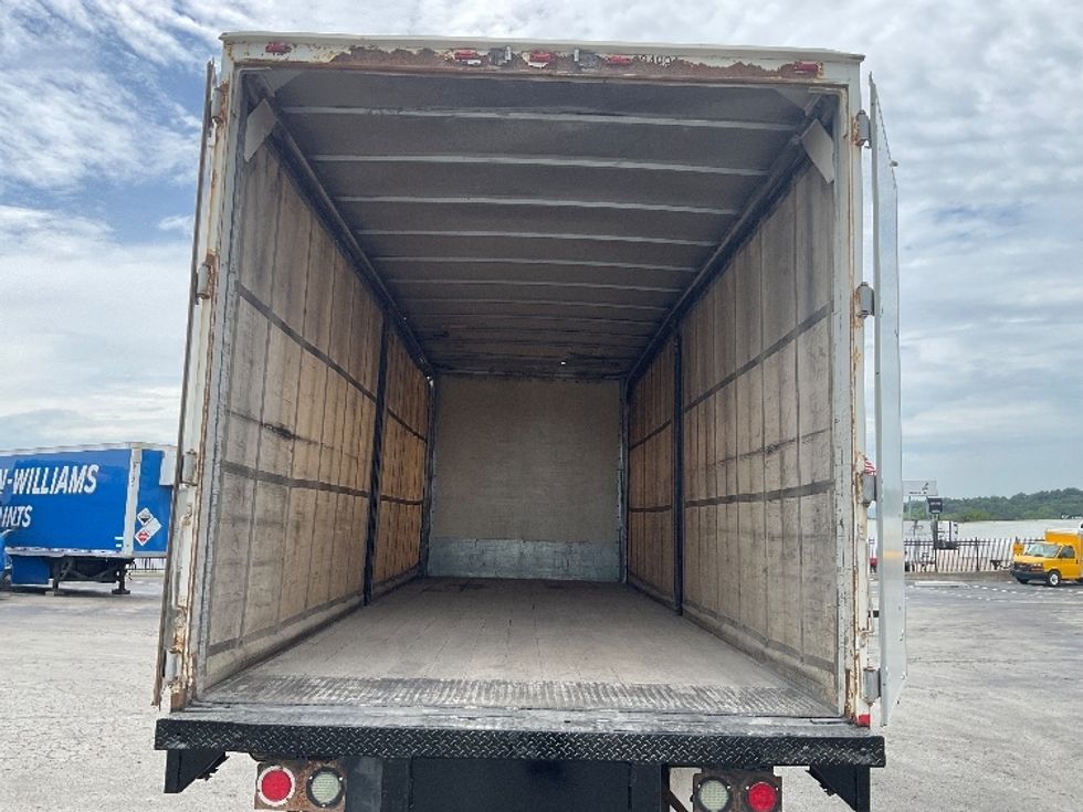 Curtain Side-Light and Medium Duty Trucks-Freightliner-2015-M211264S-Kansas City-MO-453,536\n\t\tmiles-$ 41,000 - Image 8