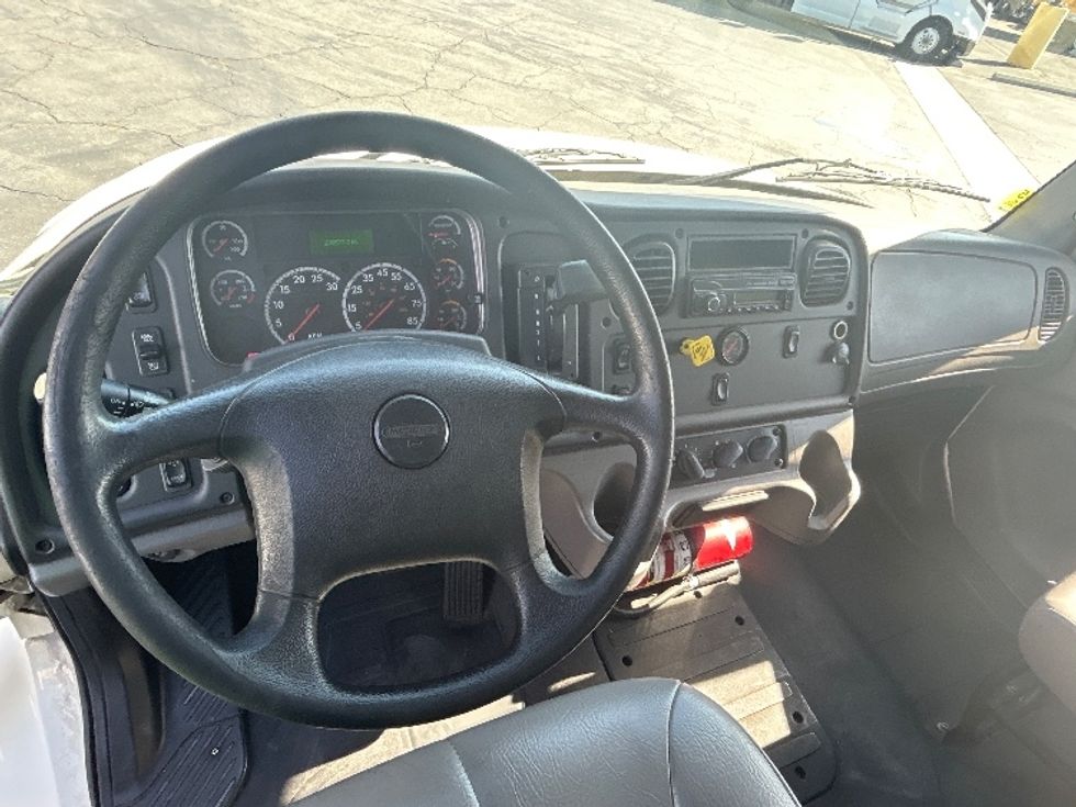 Curtain Side-Light and Medium Duty Trucks-Freightliner-2016-M2-Fontana-CA-239,912\n\t\tmiles-$ 37,750 - Image 18