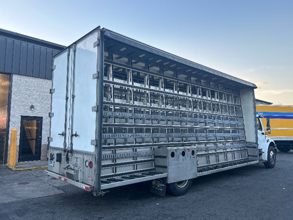 Curtain Side-Light and Medium Duty Trucks-Freightliner-2018-M2-North Bergen-NJ-290,004\n\t\tmiles-$ 31,000 - Image 13