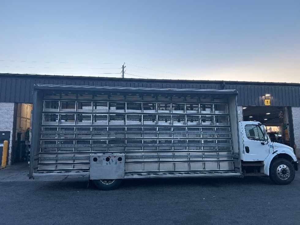 Curtain Side-Light and Medium Duty Trucks-Freightliner-2018-M2-North Bergen-NJ-290,004\n\t\tmiles-$ 31,000 - Image 15