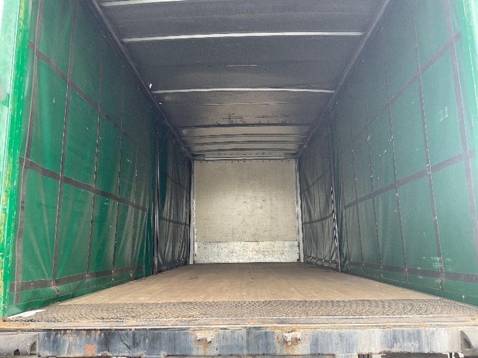 Curtain Side-Light and Medium Duty Trucks-Freightliner-2019-Cascadia X11364S-Philadelphia-PA-425,343\n\t\tmiles-$ 76,000 - Image 9