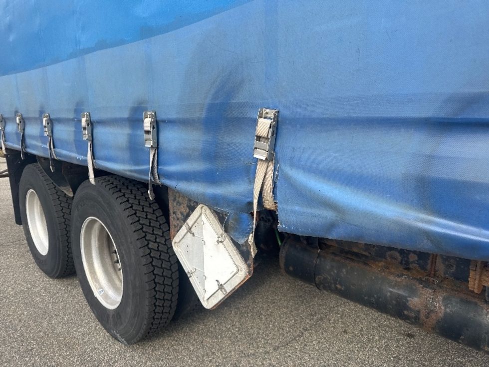 Curtain Side-Light and Medium Duty Trucks-Freightliner-2019-M2-Braintree-MA-259,397\n\t\tmiles-$ 43,250 - Image 26