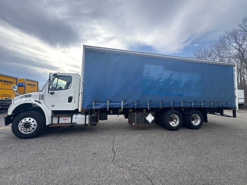 Curtain Side-Light and Medium Duty Trucks-Freightliner-2019-M2-Braintree-MA-259,397\n\t\tmiles-$ 43,250 - Image 4