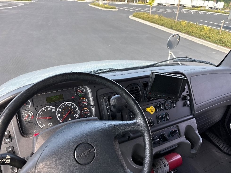 Curtain Side-Light and Medium Duty Trucks-Freightliner-2019-M2-Everett-WA-50,009\n\t\tmiles-$ 55,500 - Image 17