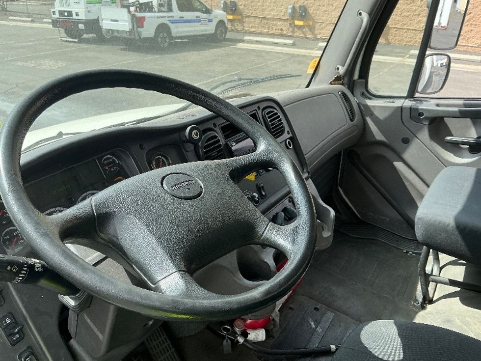 Curtain Side-Light and Medium Duty Trucks-Freightliner-2019-M2-Fontana-CA-167,310\n\t\tmiles-$ 60,000 - Image 17