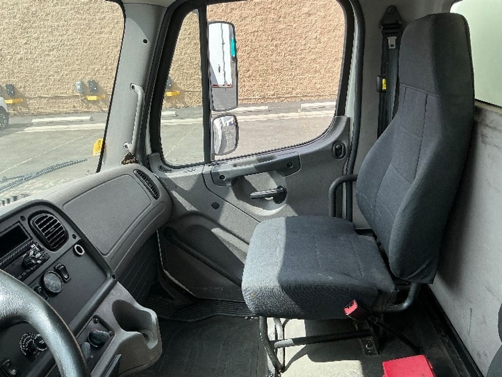 Curtain Side-Light and Medium Duty Trucks-Freightliner-2019-M2-Fontana-CA-167,310\n\t\tmiles-$ 60,000 - Image 19