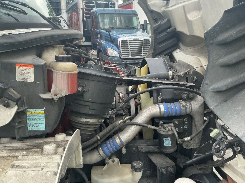 Curtain Side-Light and Medium Duty Trucks-Freightliner-2019-M2-Medley-FL-216,574\n\t\tmiles-$ 34,250 - Image 19