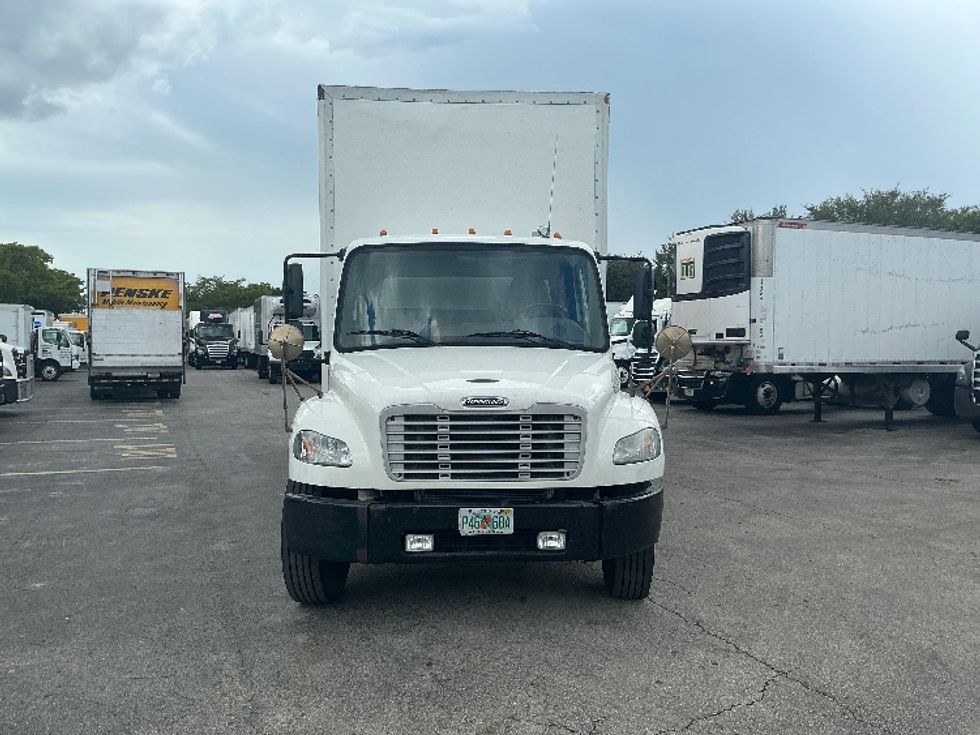 Curtain Side-Light and Medium Duty Trucks-Freightliner-2019-M2-Medley-FL-216,574\n\t\tmiles-$ 34,250 - Image 2