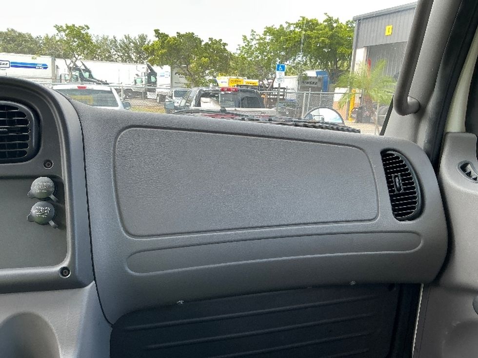 Curtain Side-Light and Medium Duty Trucks-Freightliner-2019-M2-Medley-FL-227,881\n\t\tmiles-$ 32,500 - Image 21