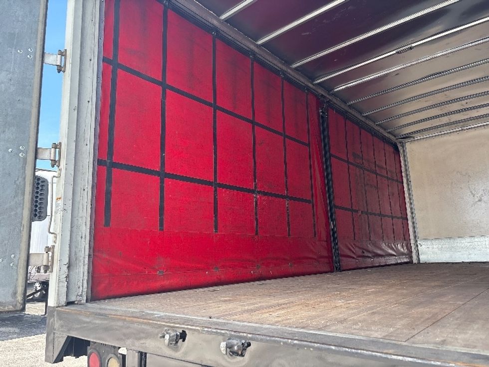 Curtain Side-Light and Medium Duty Trucks-Freightliner-2019-M2-Medley-FL-271,008\n\t\tmiles-$ 26,250 - Image 11