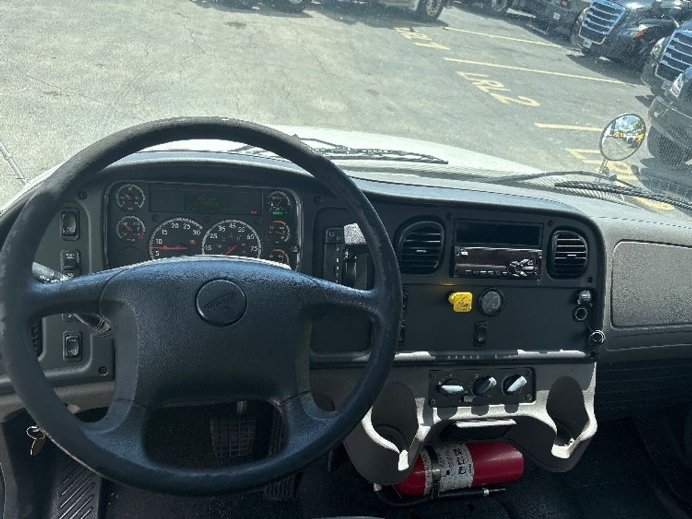 Curtain Side-Light and Medium Duty Trucks-Freightliner-2019-M2-Medley-FL-271,008\n\t\tmiles-$ 26,250 - Image 18