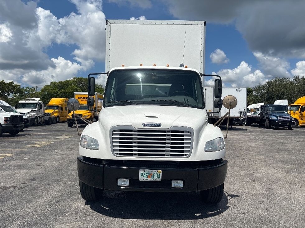 Curtain Side-Light and Medium Duty Trucks-Freightliner-2019-M2-Medley-FL-271,008\n\t\tmiles-$ 26,250 - Image 2