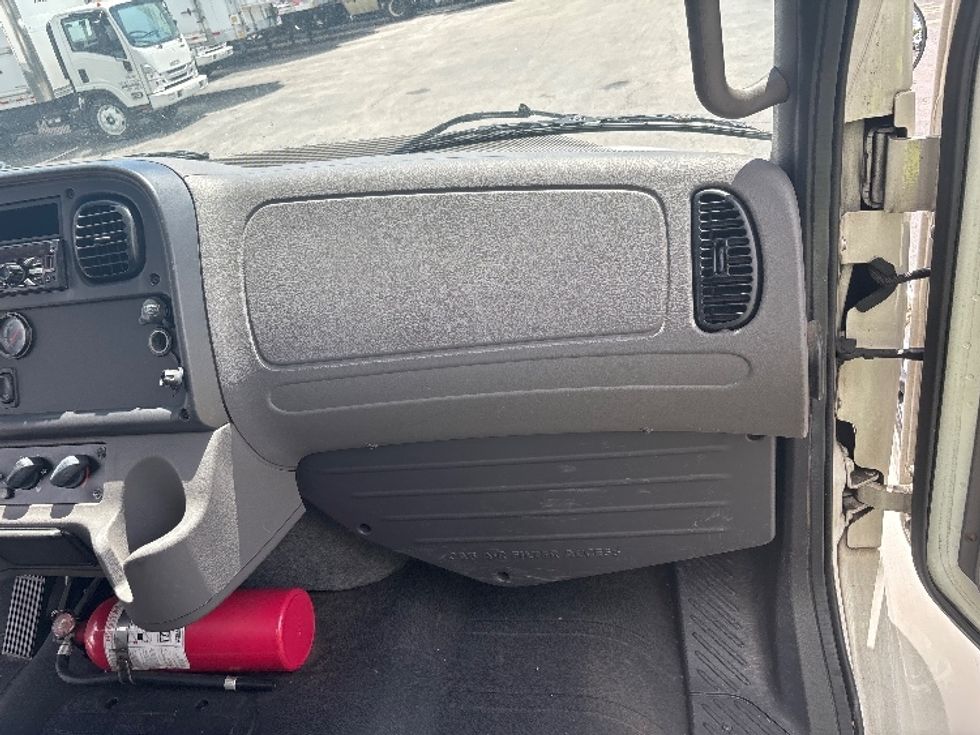 Curtain Side-Light and Medium Duty Trucks-Freightliner-2019-M2-Medley-FL-271,008\n\t\tmiles-$ 26,250 - Image 21