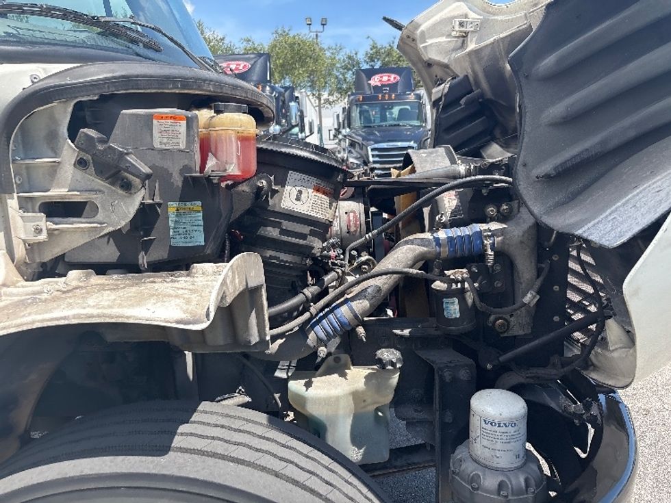 Curtain Side-Light and Medium Duty Trucks-Freightliner-2019-M2-Medley-FL-271,008\n\t\tmiles-$ 26,250 - Image 22