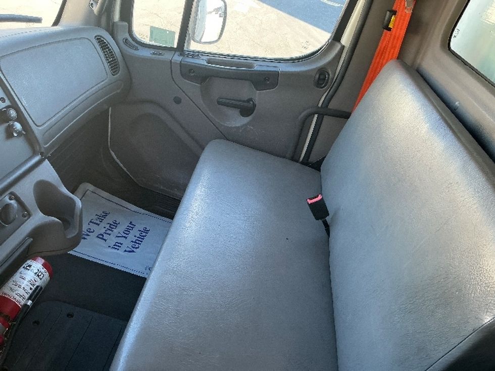 Curtain Side-Light and Medium Duty Trucks-Freightliner-2019-M2-Ogden-UT-184,431\n\t\tmiles-$ 47,750 - Image 19