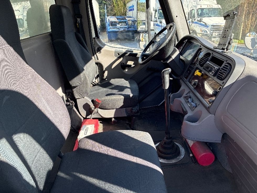 Curtain Side-Light and Medium Duty Trucks-Freightliner-2019-M2-Pensacola-FL-308,792\n\t\tmiles-$ 37,500 - Image 21