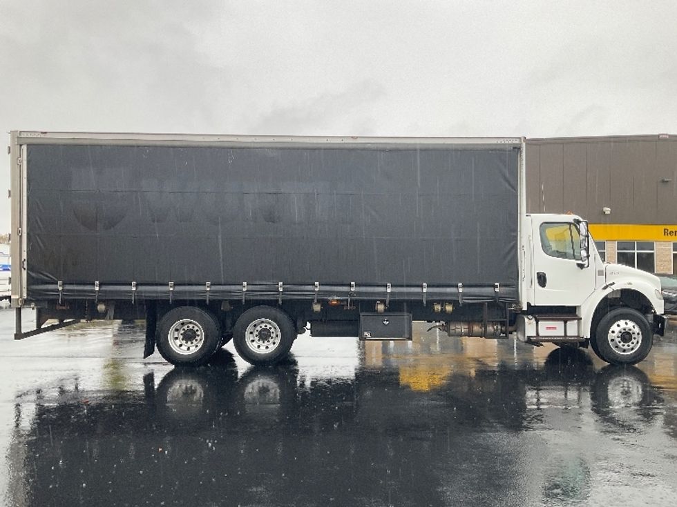 Curtain Side-Light and Medium Duty Trucks-Freightliner-2019-M2-Piqua-OH-241,486\n\t\tmiles-$ 43,500 - Image 14