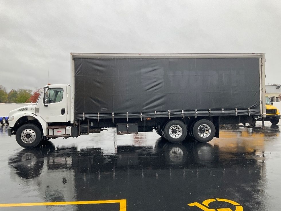 Curtain Side-Light and Medium Duty Trucks-Freightliner-2019-M2-Piqua-OH-241,486\n\t\tmiles-$ 43,500 - Image 4