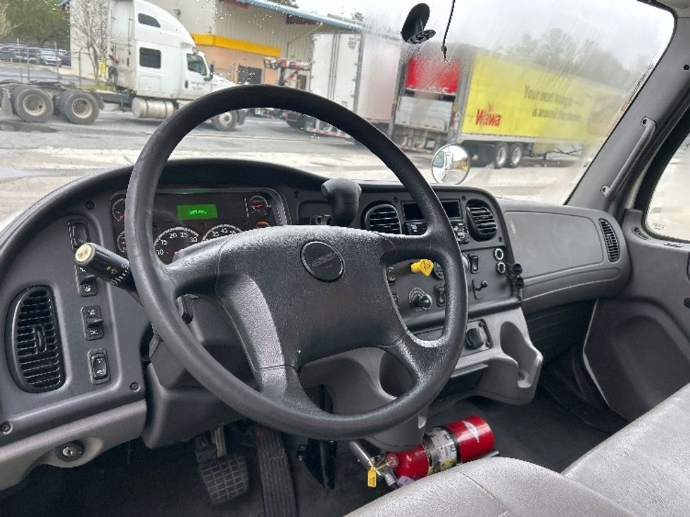 Curtain Side-Light and Medium Duty Trucks-Freightliner-2019-M2-Tallahassee-FL-253,695\n\t\tmiles-$ 34,500 - Image 17