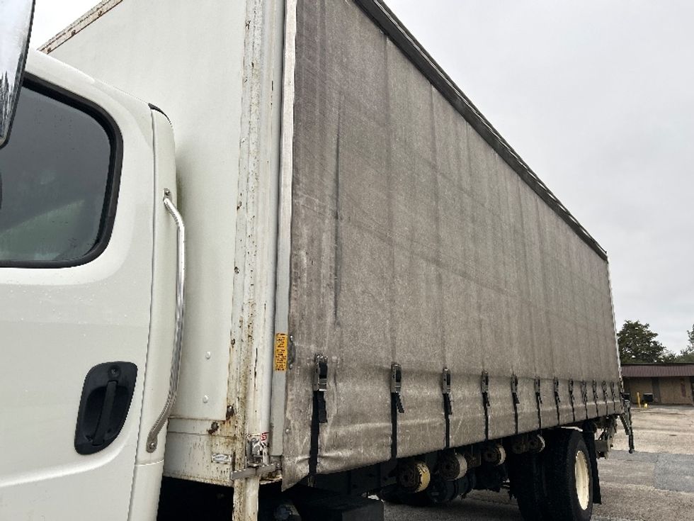 Curtain Side-Light and Medium Duty Trucks-Freightliner-2019-M2-Tallahassee-FL-253,695\n\t\tmiles-$ 34,500 - Image 27