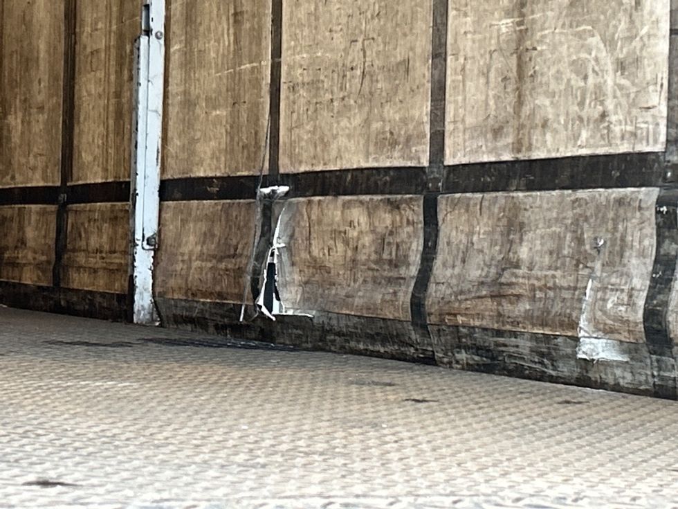 Curtain Side-Light and Medium Duty Trucks-Freightliner-2019-M2-Tallahassee-FL-253,695\n\t\tmiles-$ 34,500 - Image 28