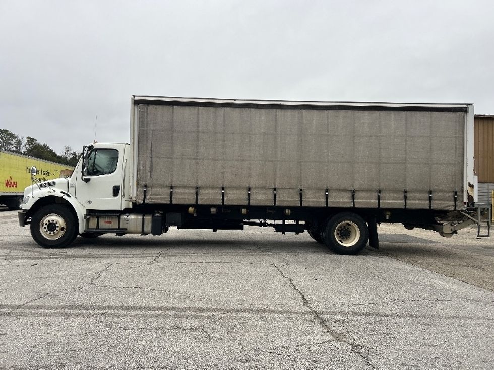 Curtain Side-Light and Medium Duty Trucks-Freightliner-2019-M2-Tallahassee-FL-253,695\n\t\tmiles-$ 34,500 - Image 4