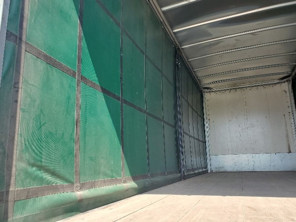 Curtain Side-Light and Medium Duty Trucks-Freightliner-2019-M211242S-White Deer-PA-467,957\n\t\tmiles-$ 48,500 - Image 10