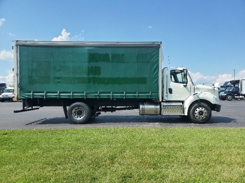 Curtain Side-Light and Medium Duty Trucks-Freightliner-2019-M211242S-White Deer-PA-467,957\n\t\tmiles-$ 48,500 - Image 14