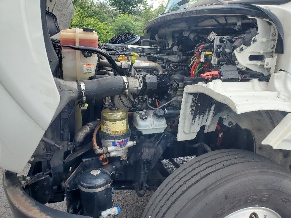 Curtain Side-Light and Medium Duty Trucks-Freightliner-2019-M211242S-White Deer-PA-467,957\n\t\tmiles-$ 48,500 - Image 23