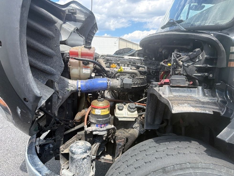 Curtain Side-Light and Medium Duty Trucks-Freightliner-2019-M211284S-Belcamp-MD-325,861\n\t\tmiles-$ 83,000 - Image 23