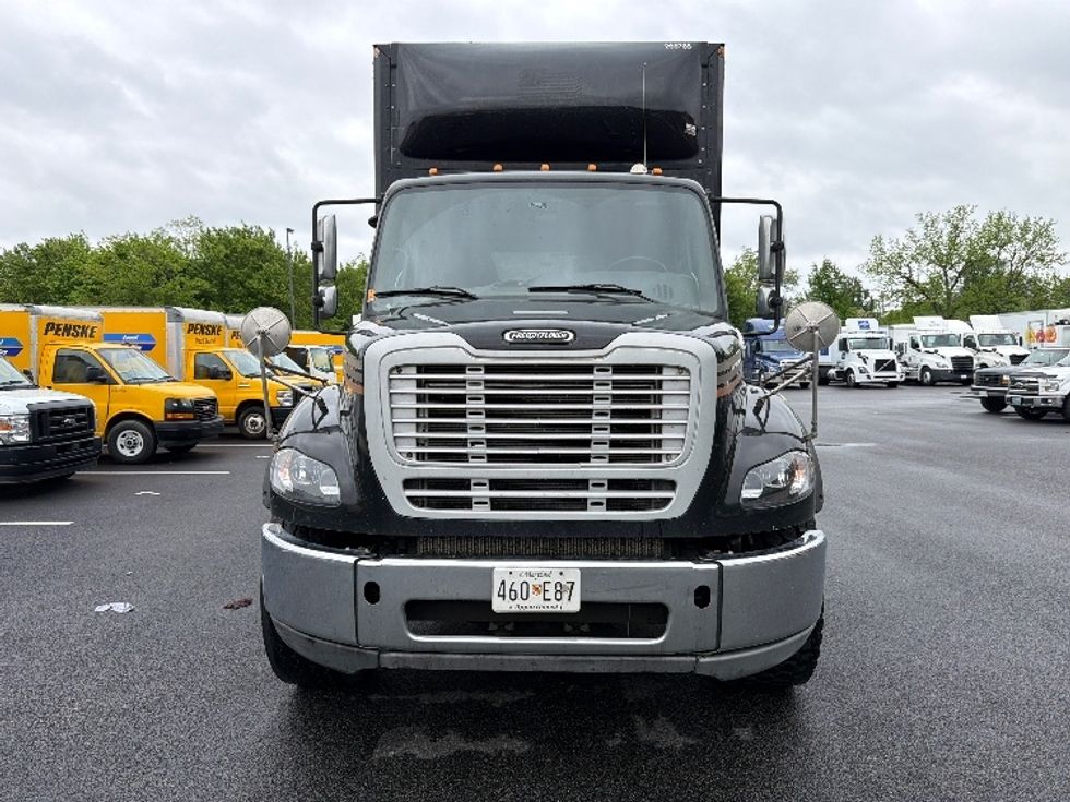 Curtain Side-Light and Medium Duty Trucks-Freightliner-2019-M211284S-Belcamp-MD-401,247\n\t\tmiles-$ 80,250 - Image 2