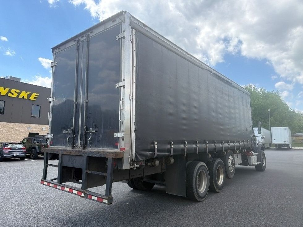 Curtain Side-Light and Medium Duty Trucks-Freightliner-2019-M211284S-Belcamp-MD-401,247\n\t\tmiles-$ 80,250 - Image 23