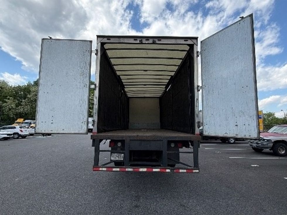 Curtain Side-Light and Medium Duty Trucks-Freightliner-2019-M211284S-Belcamp-MD-401,247\n\t\tmiles-$ 80,250 - Image 8