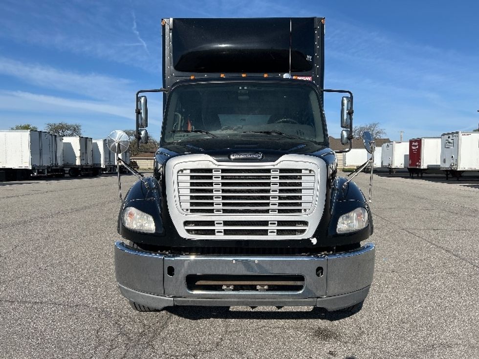 Curtain Side-Light and Medium Duty Trucks-Freightliner-2019-M211284S-Crown Point-IN-228,863\n\t\tmiles-$ 89,500 - Image 2