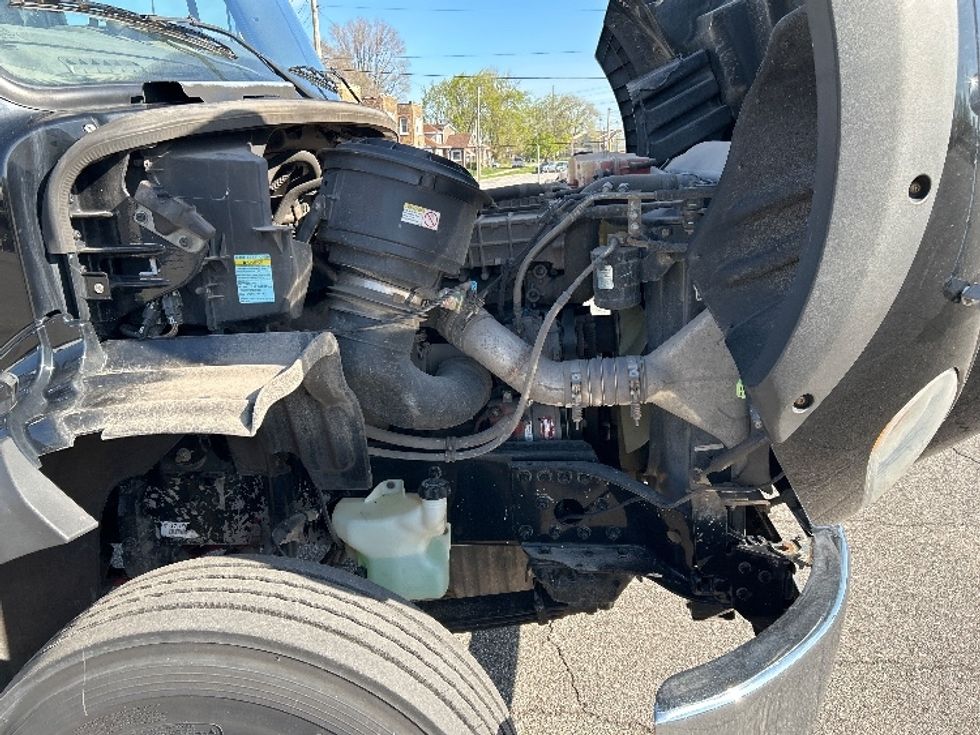 Curtain Side-Light and Medium Duty Trucks-Freightliner-2019-M211284S-Crown Point-IN-228,863\n\t\tmiles-$ 89,500 - Image 23