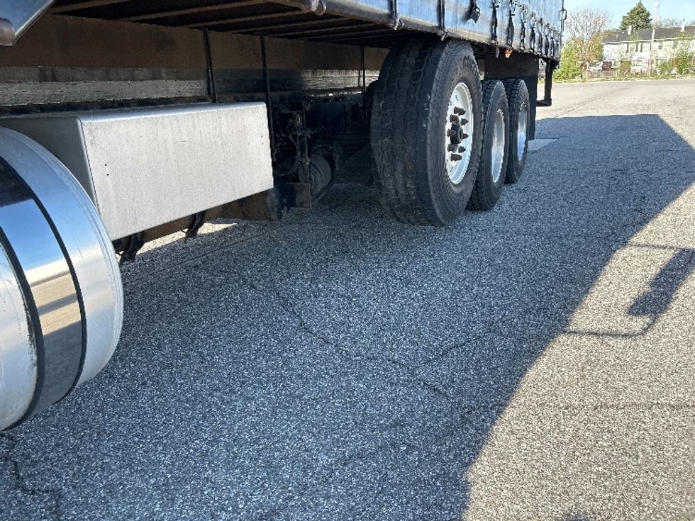 Curtain Side-Light and Medium Duty Trucks-Freightliner-2019-M211284S-Crown Point-IN-228,863\n\t\tmiles-$ 89,500 - Image 5