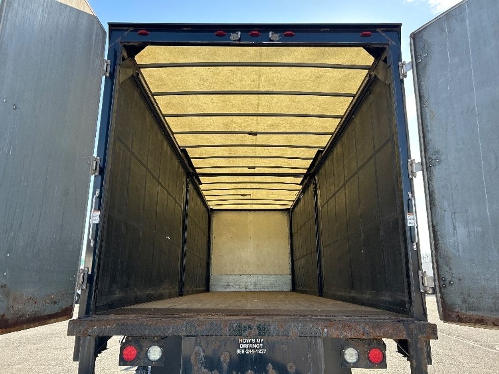 Curtain Side-Light and Medium Duty Trucks-Freightliner-2019-M211284S-Crown Point-IN-228,863\n\t\tmiles-$ 89,500 - Image 8