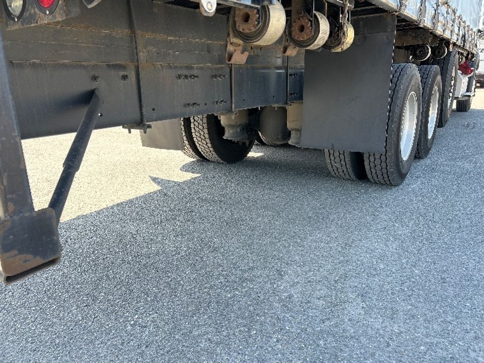Curtain Side-Light and Medium Duty Trucks-Freightliner-2019-M211284S-Goldsboro-NC-458,834\n\t\tmiles-$ 81,250 - Image 14