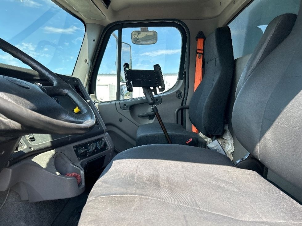 Curtain Side-Light and Medium Duty Trucks-Freightliner-2019-M211284S-Goldsboro-NC-458,834\n\t\tmiles-$ 81,250 - Image 19
