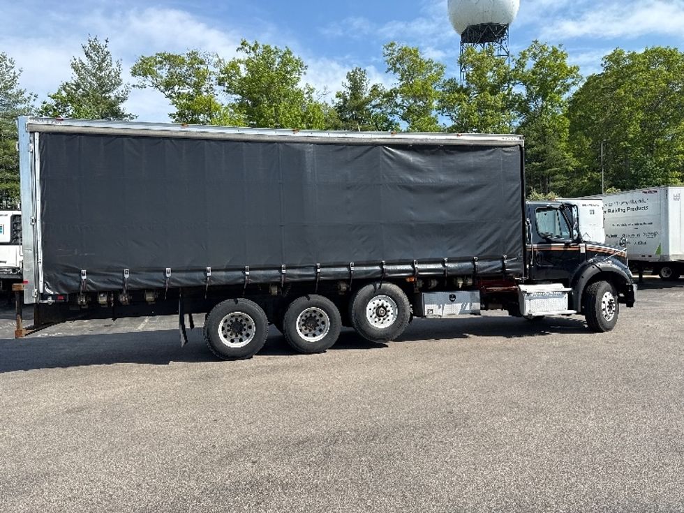 Curtain Side-Light and Medium Duty Trucks-Freightliner-2019-M211284S-Norton-MA-279,559\n\t\tmiles-$ 80,250 - Image 14
