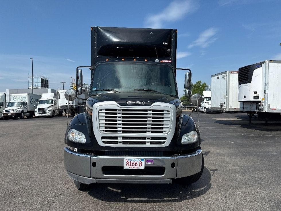 Curtain Side-Light and Medium Duty Trucks-Freightliner-2019-M211284S-Norton-MA-279,559\n\t\tmiles-$ 80,250 - Image 2