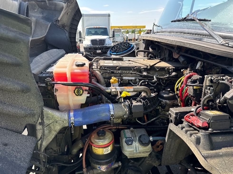 Curtain Side-Light and Medium Duty Trucks-Freightliner-2019-M211284S-Norton-MA-279,559\n\t\tmiles-$ 80,250 - Image 23