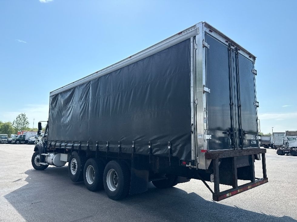 Curtain Side-Light and Medium Duty Trucks-Freightliner-2019-M211284S-Norton-MA-279,559\n\t\tmiles-$ 80,250 - Image 6